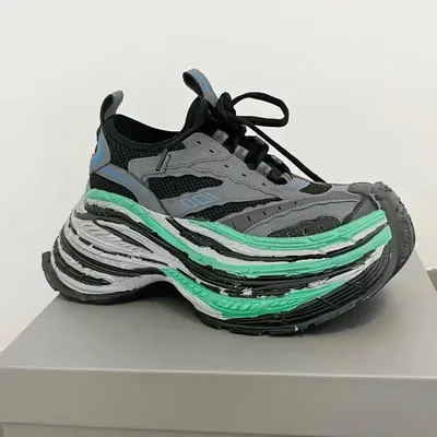 MESH THICK-SOLED SNEAKERS