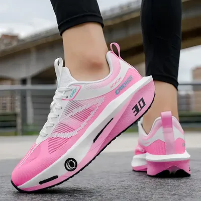 SOFT AND ELASTIC MESH LINING SHOES