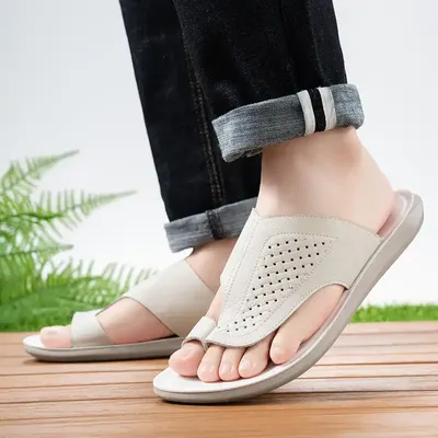 SIMPLE- STYLISH NON-SLIP SANDALS