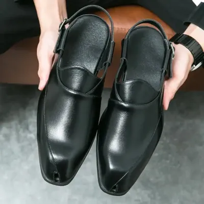 LOW-TOP CASUAL TREND SLIP-ON