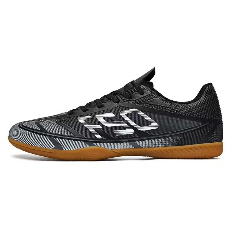 ALL-SEASON FLAT SOCCER SHOES 