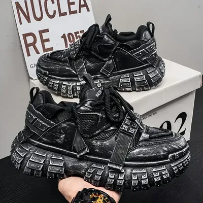 OUTDOOR SNEAKERS