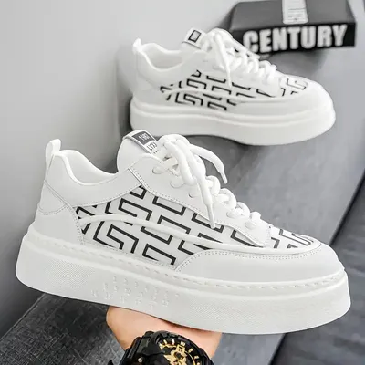 EMBOSSED CASUAL BOARD SHOES