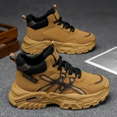 OUTDOOR HIKING BOOTS
