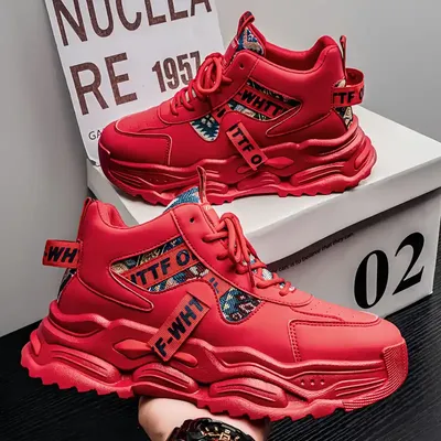 SPORTS AND LEISURE RUNNING SHOES