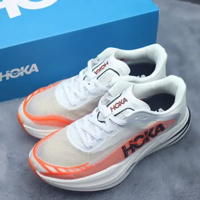 BREATHABLE CUSHIONED HOKAS SNEAKERS