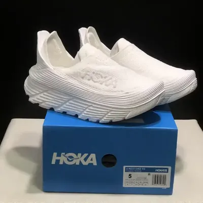  LUXURIOUS DESIGNER SHOES 