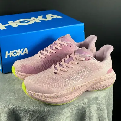 LIGHTWEIGHT CUSHIONING RUNNER SHOES