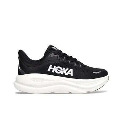 LIGHTWEIGHT DESIGNER SNEAKERS 