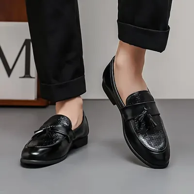 SLIP-ON LEATHER SHOES
