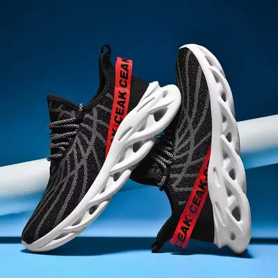 LIGHTWEIGHT MESH SPORTS SHOES