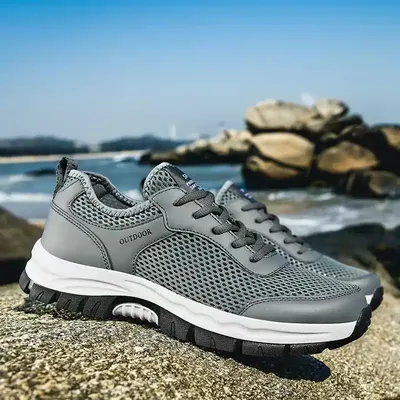 SUMMER WALKING SHOES