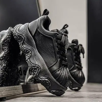 THICK-SOLED SHELL-TOE SNEAKERS