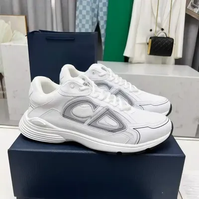 MCQUEEN BREATHABLE SNEAKERS 
