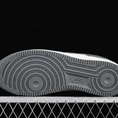 NIKE "SHARK" SNEAKERS WHITE-GREY 1:1