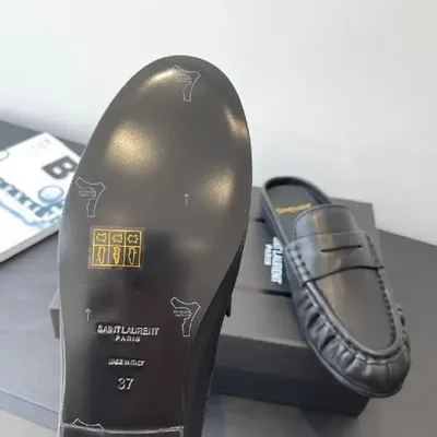 SAINT LAURENT CLASSIC LOAFER BLACK