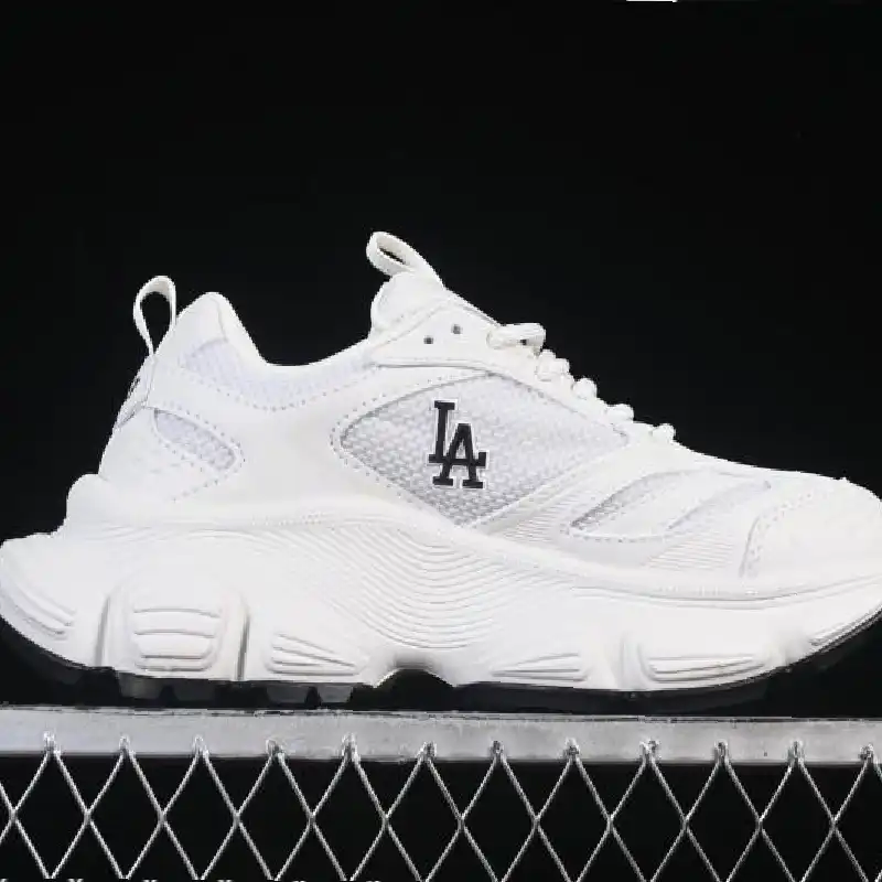 MLB WINNER CHUNKY SNEAKERS WHITE 1:1