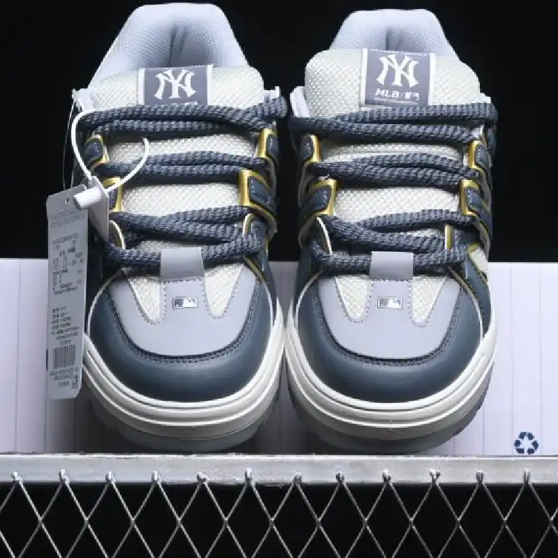 MLB ACE RUNNER NEW YORK YANKEES GREY 1:1