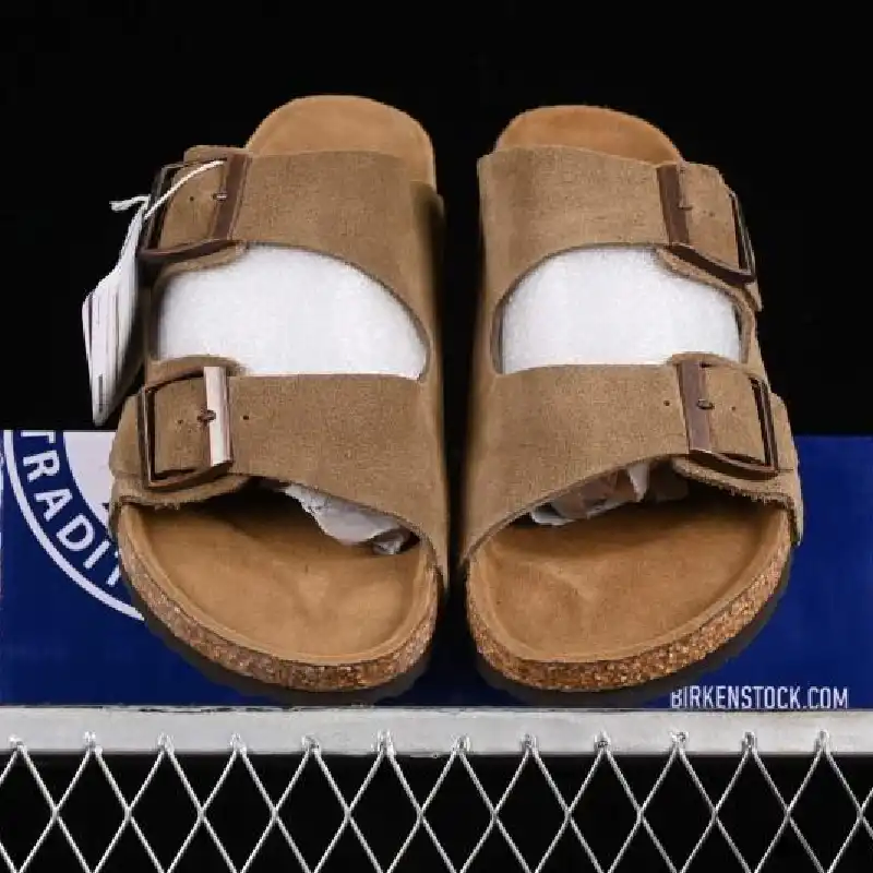 BIRKENSTOCK ARIZONA LEATHER SANDALS BROWN 