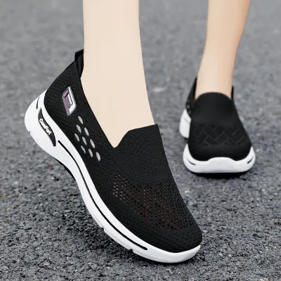 Women’s Comfortable Mesh Walking Shoes