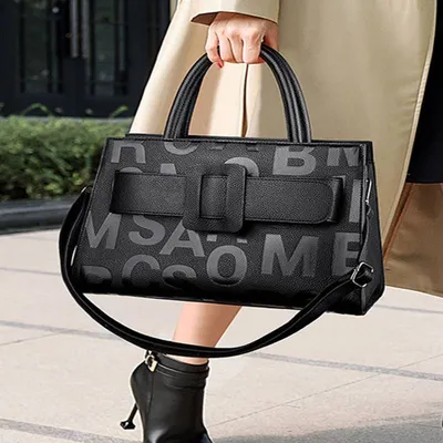 Fashionable Commuter Handbag