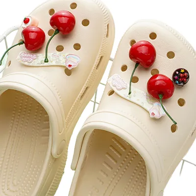 Satin Hug Women’s Slippers