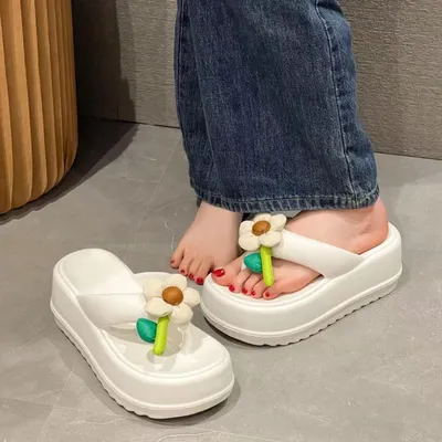 Dream Hug Women’s Slippers