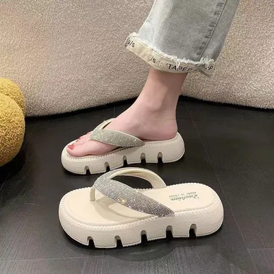 Elegant Pearl Design Sandals