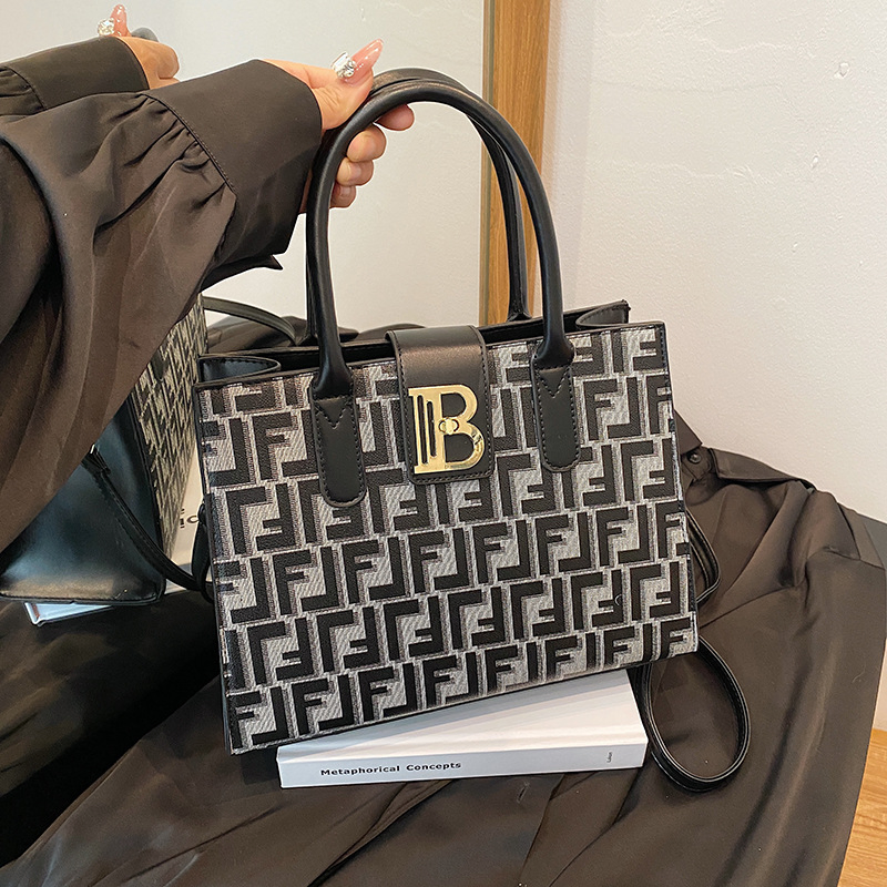 Signature Vibes Luxury Tote Handbag