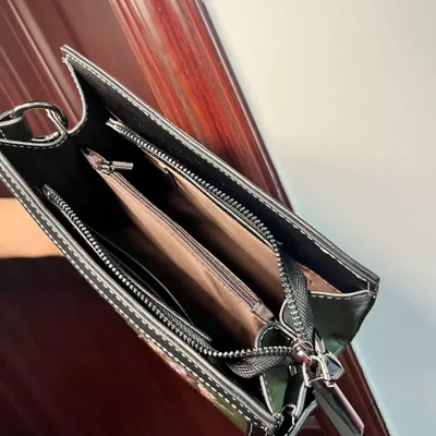 Sleek Design Luxury Tote Edition