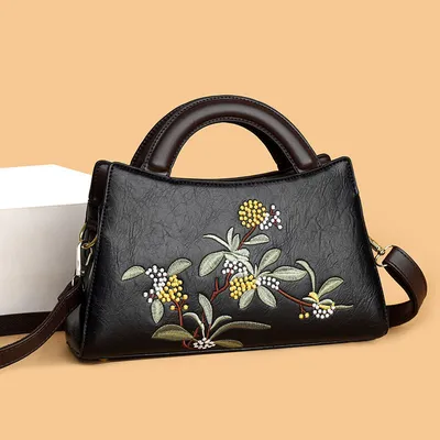 Golden Touch Shoulder Tote BL