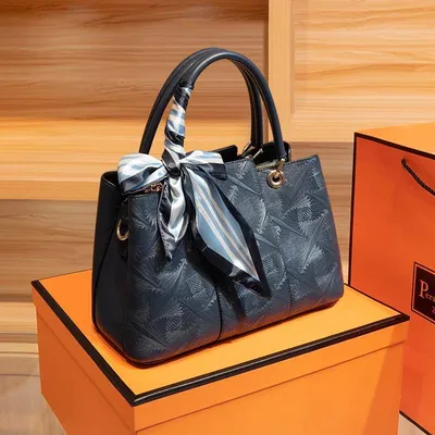 Refined Vouge Bags