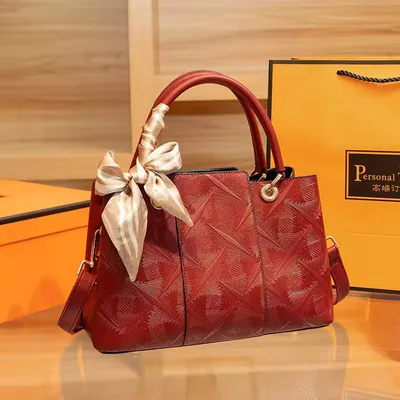 Refined Vouge Bags
