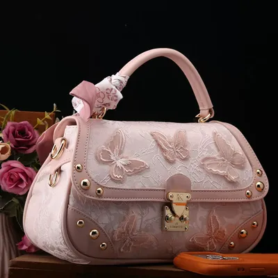 Timeless Beauty Fashion Bag