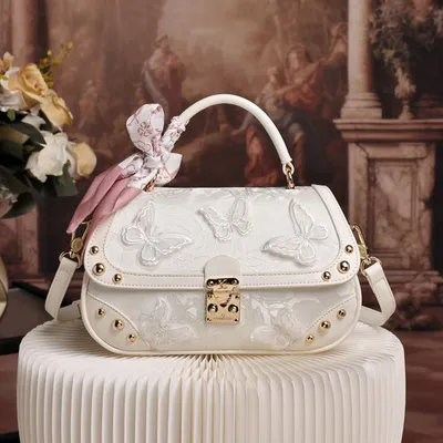 Timeless Beauty Fashion Bag