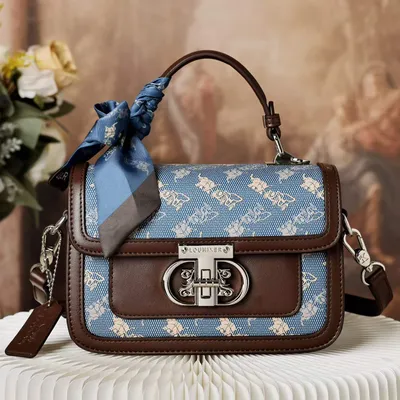 Classic Shoulder Handbag