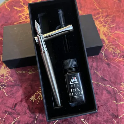 Metal Fountain Pen Gift Package 4