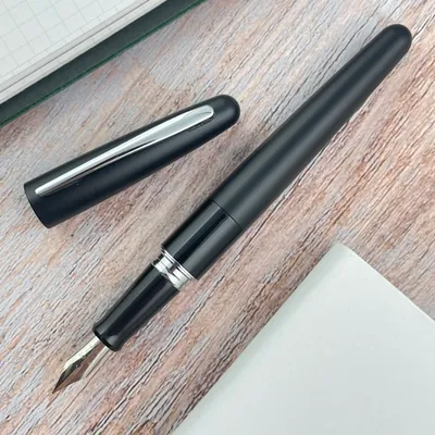 Pilot Metropolitan Fountain Pen - Plain Black ( FINE )