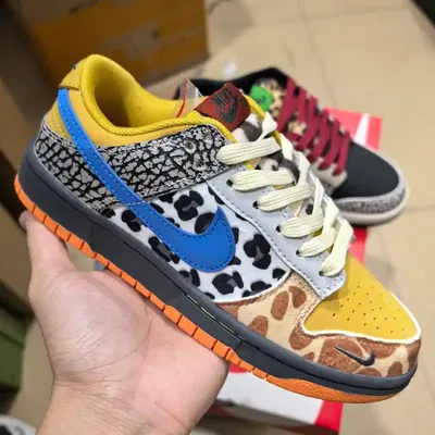 LOUIS VUITTON NIKE DUNK URBANMAISON SNEAKERS 1:1