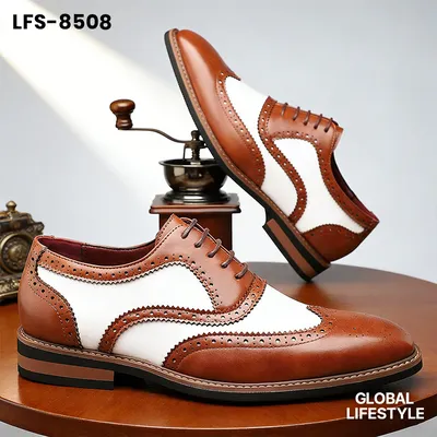Men's British-Style Retro Carved Pointed Shoes