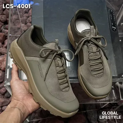 Men's Lightweight Quick-Dry Hiking Sneakers