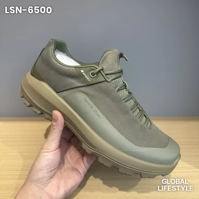 Breathable Low-Top Hiking Shoes