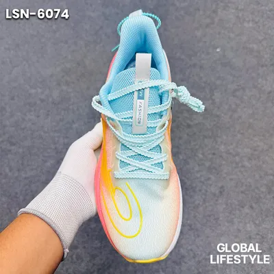 Gradient Motion Cushioned Running Sneakers