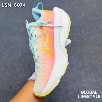 Gradient Motion Cushioned Running Sneakers