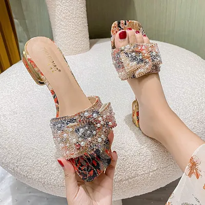 PREMIUM SHOE FOR WOMEN