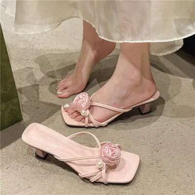EXQUISITE THICK HEELED SANDALS FOR WOMEN NEW STYLE
