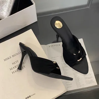 WOMEN’S TRENDING PENCIL HEEL