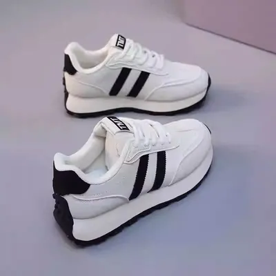 LIGHTWEIGHT SPORTS SHOES FOR WOMEN