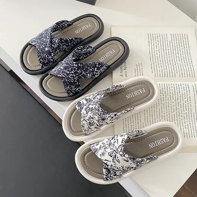 NEW HIGH GRADE KOREAN STYLE NON SLIP LADIES SLIPPERS