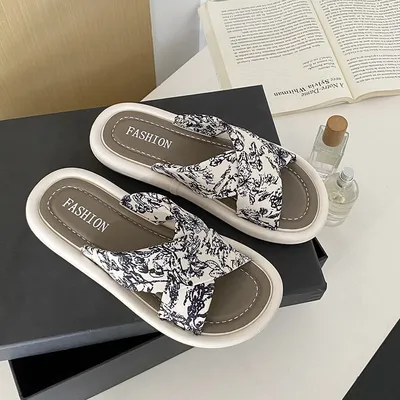 NEW HIGH GRADE KOREAN STYLE NON SLIP LADIES SLIPPERS